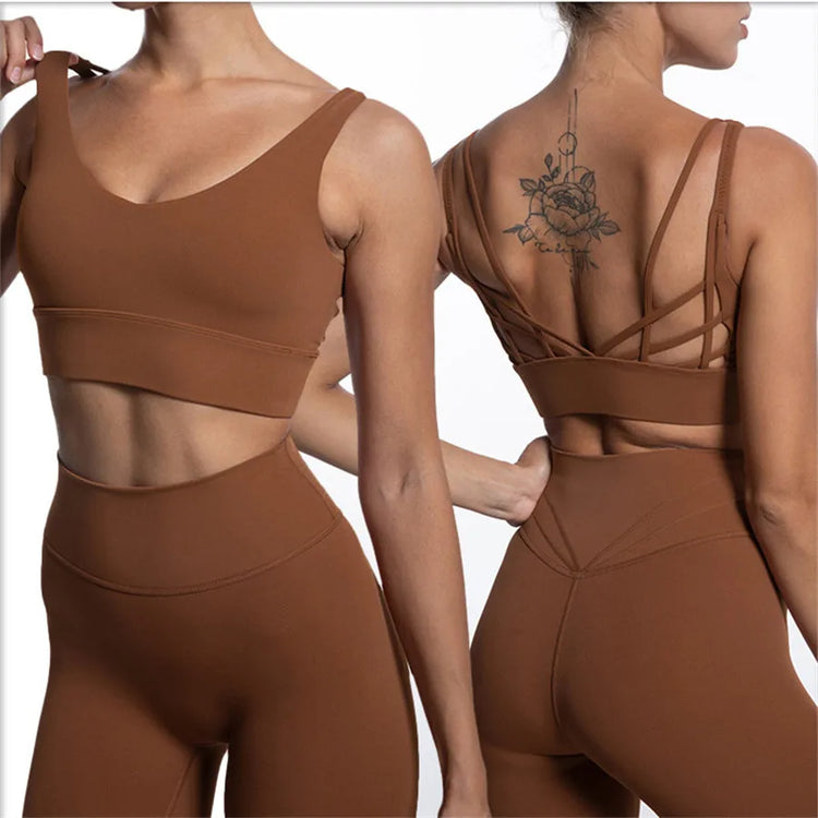 Yoga set with butterfly back top